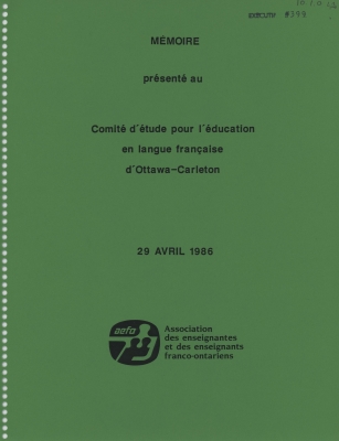 Brief typewritten in French. The cover page is printed in black on a green background, with a logo positioned at the bottom of the page. A call number has been added by hand. The document is printed on white paper and bears traces of a spiral binding.
